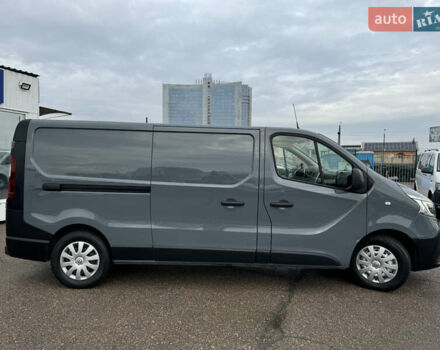 Серый Рено Трафик, объемом двигателя 2 л и пробегом 218 тыс. км за 22500 $, фото 11 на Automoto.ua