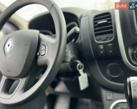Серый Рено Трафик, объемом двигателя 2 л и пробегом 218 тыс. км за 22500 $, фото 50 на Automoto.ua