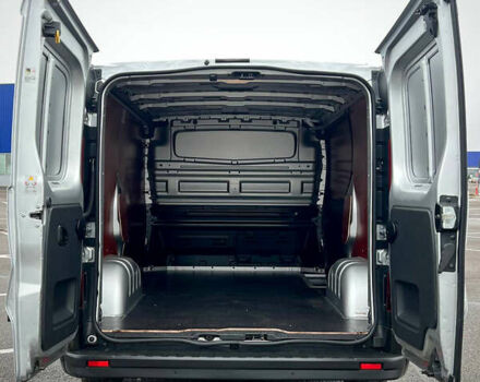 Серый Рено Трафик, объемом двигателя 2 л и пробегом 167 тыс. км за 18900 $, фото 41 на Automoto.ua