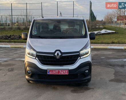 Серый Рено Трафик, объемом двигателя 2 л и пробегом 132 тыс. км за 18700 $, фото 12 на Automoto.ua