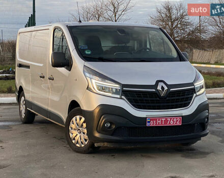 Серый Рено Трафик, объемом двигателя 2 л и пробегом 132 тыс. км за 18700 $, фото 64 на Automoto.ua