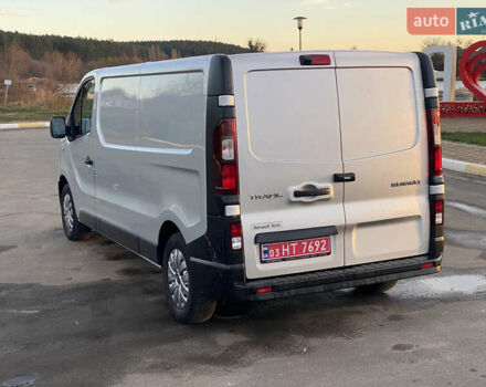 Серый Рено Трафик, объемом двигателя 2 л и пробегом 132 тыс. км за 18700 $, фото 17 на Automoto.ua