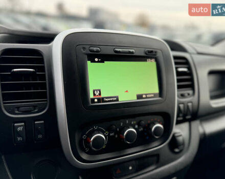 Серый Рено Трафик, объемом двигателя 2 л и пробегом 218 тыс. км за 22500 $, фото 52 на Automoto.ua