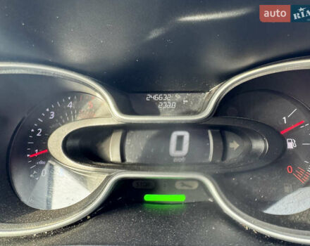 Серый Рено Трафик, объемом двигателя 2 л и пробегом 247 тыс. км за 16000 $, фото 1 на Automoto.ua