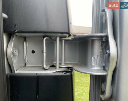 Серый Рено Трафик, объемом двигателя 2 л и пробегом 200 тыс. км за 17900 $, фото 31 на Automoto.ua