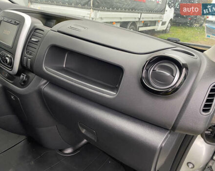 Серый Рено Трафик, объемом двигателя 2 л и пробегом 200 тыс. км за 17900 $, фото 11 на Automoto.ua