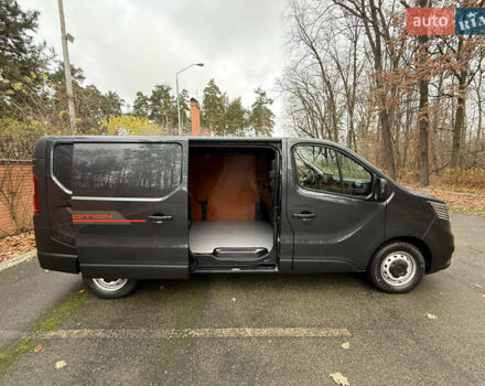 Серый Рено Трафик, объемом двигателя 2 л и пробегом 98 тыс. км за 25800 $, фото 46 на Automoto.ua