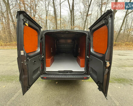 Серый Рено Трафик, объемом двигателя 2 л и пробегом 98 тыс. км за 25800 $, фото 47 на Automoto.ua