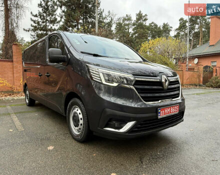 Серый Рено Трафик, объемом двигателя 2 л и пробегом 98 тыс. км за 25800 $, фото 2 на Automoto.ua