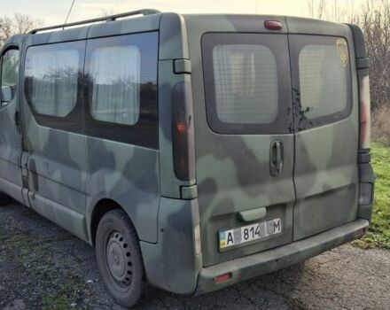 Серый Рено Трафик, объемом двигателя 1.4 л и пробегом 363 тыс. км за 7500 $, фото 2 на Automoto.ua