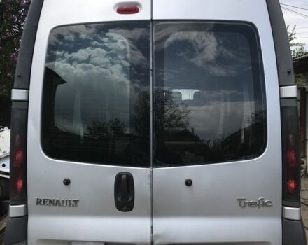 Сірий Рено Трафік, об'ємом двигуна 2.5 л та пробігом 385 тис. км за 5500 $, фото 2 на Automoto.ua