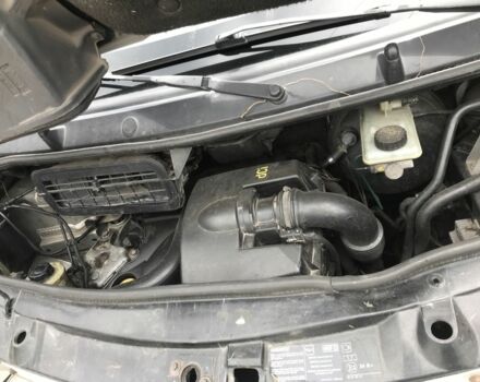 Сірий Рено Трафік, об'ємом двигуна 2.5 л та пробігом 385 тис. км за 5500 $, фото 4 на Automoto.ua