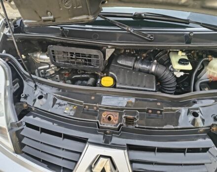 Серый Рено Трафик, объемом двигателя 2 л и пробегом 1 тыс. км за 8300 $, фото 3 на Automoto.ua