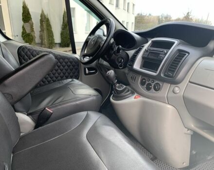 Серый Рено Трафик, объемом двигателя 2 л и пробегом 261 тыс. км за 14200 $, фото 5 на Automoto.ua