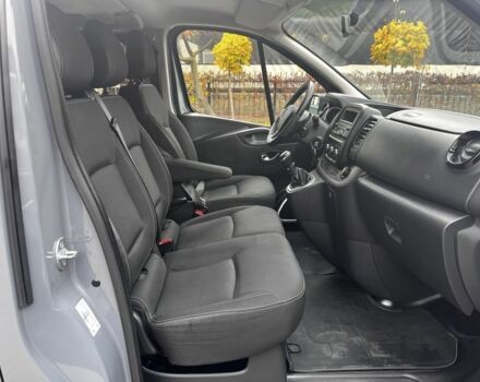 Серый Рено Трафик, объемом двигателя 2 л и пробегом 230 тыс. км за 26770 $, фото 10 на Automoto.ua