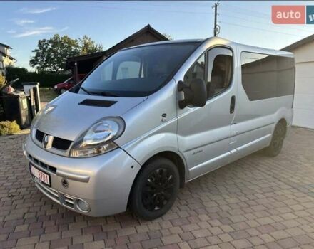 Серый Рено Трафик, объемом двигателя 2.5 л и пробегом 280 тыс. км за 4500 $, фото 1 на Automoto.ua