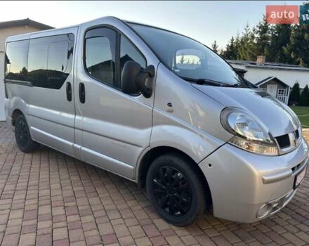 Серый Рено Трафик, объемом двигателя 2.5 л и пробегом 280 тыс. км за 4500 $, фото 4 на Automoto.ua