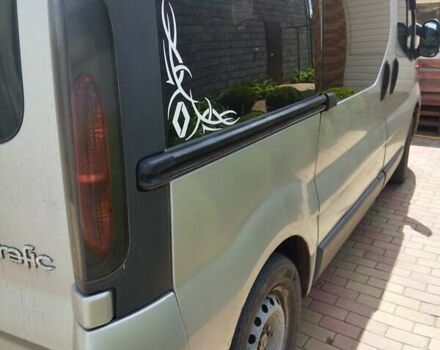 Серый Рено Трафик, объемом двигателя 1.9 л и пробегом 350 тыс. км за 7000 $, фото 4 на Automoto.ua