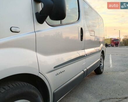 Сірий Рено Трафік, об'ємом двигуна 1.9 л та пробігом 280 тис. км за 6800 $, фото 3 на Automoto.ua