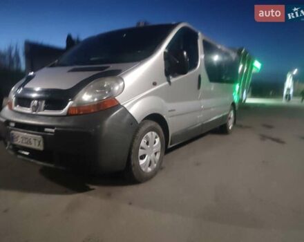 Серый Рено Трафик, объемом двигателя 1.87 л и пробегом 328 тыс. км за 7000 $, фото 2 на Automoto.ua