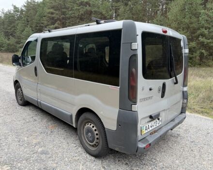 Серый Рено Трафик, объемом двигателя 1.9 л и пробегом 325 тыс. км за 5950 $, фото 5 на Automoto.ua