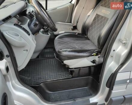 Сірий Рено Трафік, об'ємом двигуна 1.9 л та пробігом 280 тис. км за 6800 $, фото 10 на Automoto.ua