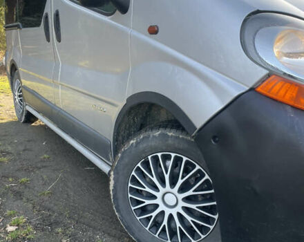 Серый Рено Трафик, объемом двигателя 1.87 л и пробегом 354 тыс. км за 6700 $, фото 2 на Automoto.ua