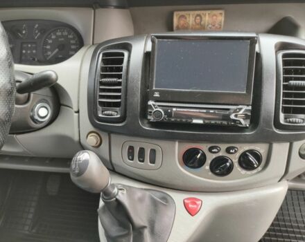 Сірий Рено Трафік, об'ємом двигуна 1.9 л та пробігом 280 тис. км за 6900 $, фото 13 на Automoto.ua