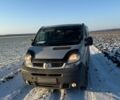 Серый Рено Трафик, объемом двигателя 2.5 л и пробегом 360 тыс. км за 8000 $, фото 1 на Automoto.ua