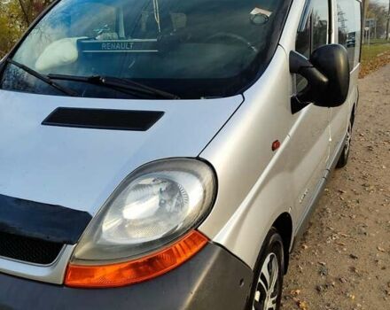 Серый Рено Трафик, объемом двигателя 1.87 л и пробегом 348 тыс. км за 7450 $, фото 2 на Automoto.ua