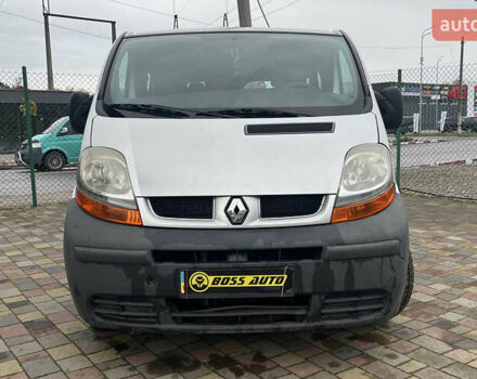Рено Трафик 2004 в Стрые на Automoto.ua Серый Рено Трафик, объемом двигателя 1.87 л и пробегом 293 тыс. км за 7800 $, фото 1 на Automoto.ua