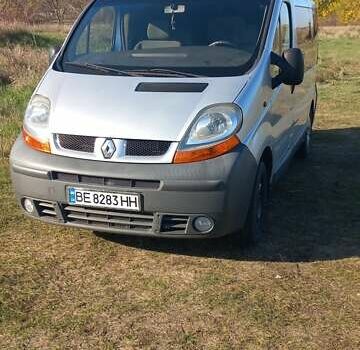 Серый Рено Трафик, объемом двигателя 2.5 л и пробегом 326 тыс. км за 8400 $, фото 7 на Automoto.ua