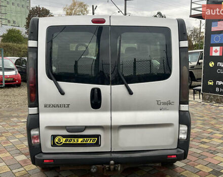 Рено Трафик 2004 в Стрые на Automoto.ua Серый Рено Трафик, объемом двигателя 1.87 л и пробегом 293 тыс. км за 7800 $, фото 5 на Automoto.ua