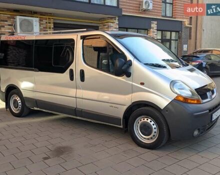 Сірий Рено Трафік, об'ємом двигуна 1.9 л та пробігом 302 тис. км за 6999 $, фото 1 на Automoto.ua