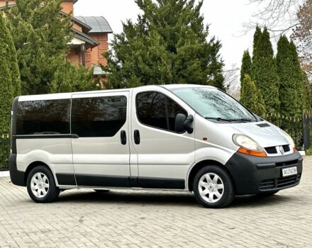 Серый Рено Трафик, объемом двигателя 2.5 л и пробегом 285 тыс. км за 9999 $, фото 7 на Automoto.ua