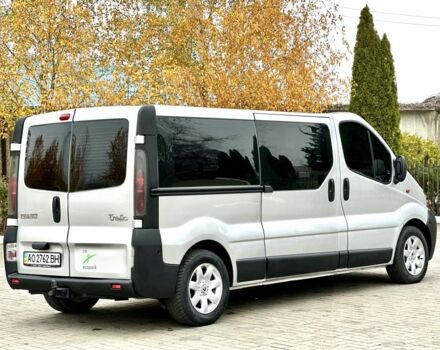 Серый Рено Трафик, объемом двигателя 2.5 л и пробегом 285 тыс. км за 9999 $, фото 5 на Automoto.ua