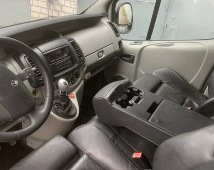 Сірий Рено Трафік, об'ємом двигуна 1.9 л та пробігом 270 тис. км за 10000 $, фото 21 на Automoto.ua
