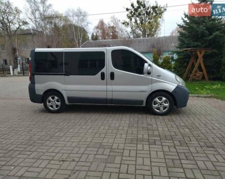 Сірий Рено Трафік, об'ємом двигуна 1.87 л та пробігом 406 тис. км за 6500 $, фото 2 на Automoto.ua