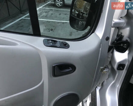 Сірий Рено Трафік, об'ємом двигуна 1.9 л та пробігом 298 тис. км за 7100 $, фото 8 на Automoto.ua