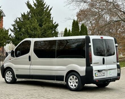 Серый Рено Трафик, объемом двигателя 2.5 л и пробегом 285 тыс. км за 9999 $, фото 4 на Automoto.ua