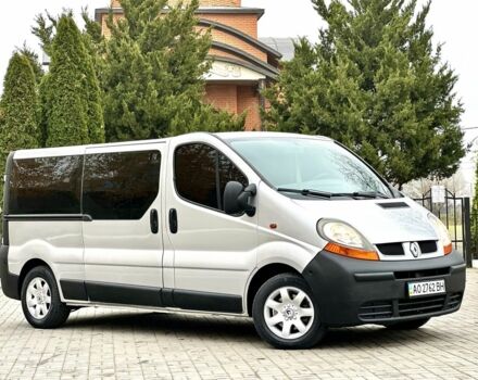 Серый Рено Трафик, объемом двигателя 2.5 л и пробегом 285 тыс. км за 9999 $, фото 8 на Automoto.ua