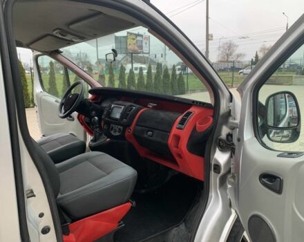 Серый Рено Трафик, объемом двигателя 2.5 л и пробегом 300 тыс. км за 7800 $, фото 4 на Automoto.ua