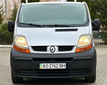 Серый Рено Трафик, объемом двигателя 2.5 л и пробегом 285 тыс. км за 9999 $, фото 9 на Automoto.ua
