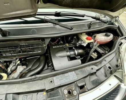Серый Рено Трафик, объемом двигателя 2.5 л и пробегом 285 тыс. км за 9999 $, фото 17 на Automoto.ua