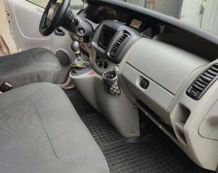 Серый Рено Трафик, объемом двигателя 1.87 л и пробегом 292 тыс. км за 7600 $, фото 4 на Automoto.ua