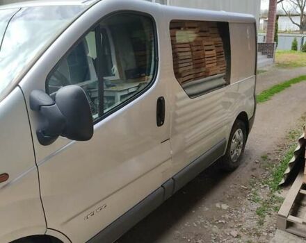 Серый Рено Трафик, объемом двигателя 1.87 л и пробегом 292 тыс. км за 7600 $, фото 3 на Automoto.ua