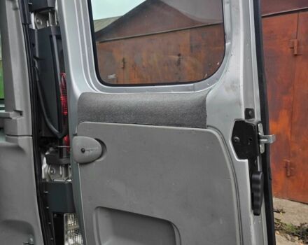 Серый Рено Трафик, объемом двигателя 1.9 л и пробегом 292 тыс. км за 8900 $, фото 19 на Automoto.ua