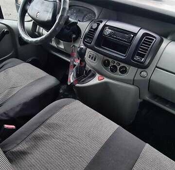 Рено Трафик 2006 в Виноградове на Automoto.ua Серый Рено Трафик, объемом двигателя 1.87 л и пробегом 417 тыс. км за 6950 $, фото 13 на Automoto.ua