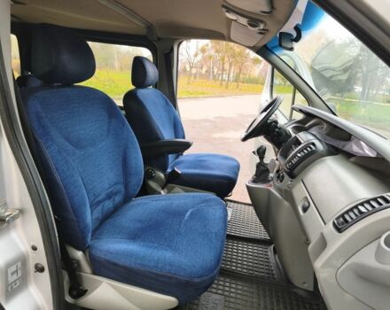 Серый Рено Трафик, объемом двигателя 2.5 л и пробегом 350 тыс. км за 7000 $, фото 7 на Automoto.ua