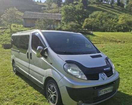 Серый Рено Трафик, объемом двигателя 2.5 л и пробегом 350 тыс. км за 8450 $, фото 1 на Automoto.ua